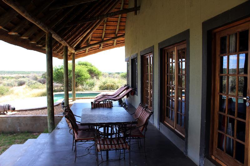 Naankuse Lodge Windhoek Buitenkant foto