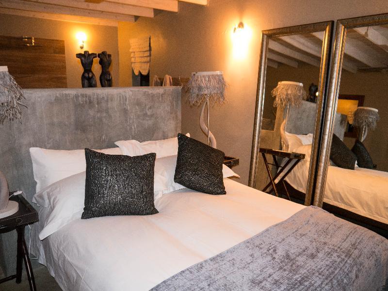 Naankuse Lodge Windhoek Buitenkant foto