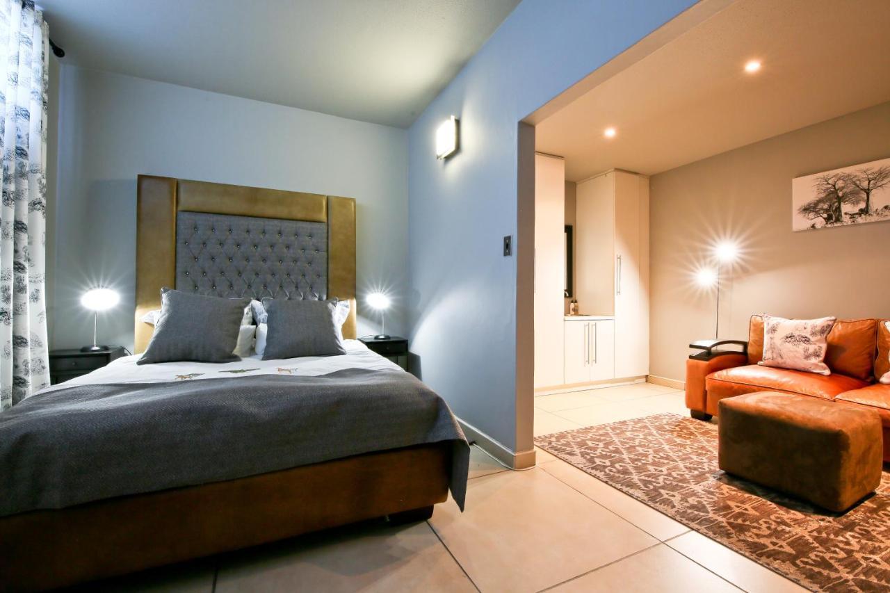 Naankuse Lodge Windhoek Buitenkant foto